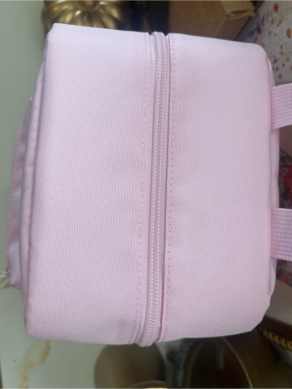 Jansport Big Break Lunch Box with Bow Motif - Picture 12 of 12